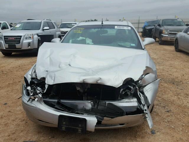 2G4WE537951250667 - 2005 BUICK LACROSSE C SILVER photo 9