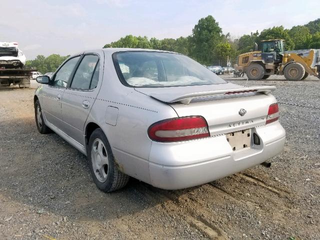 1N4BU31D5SC100117 - 1995 NISSAN ALTIMA XE SILVER photo 3