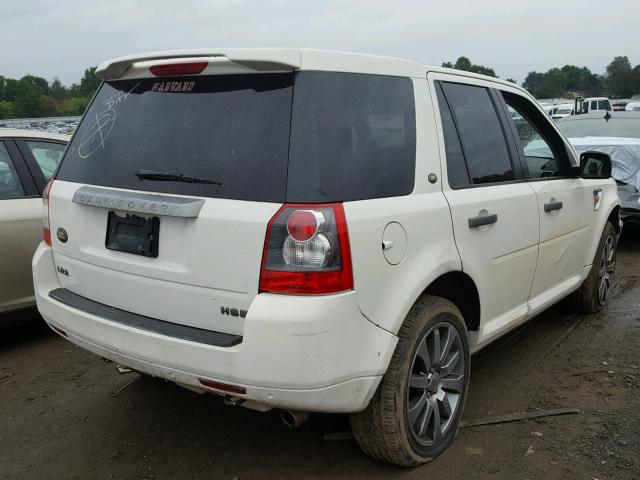 SALFT24N18H078148 - 2008 LAND ROVER LR2 HSE TE WHITE photo 4