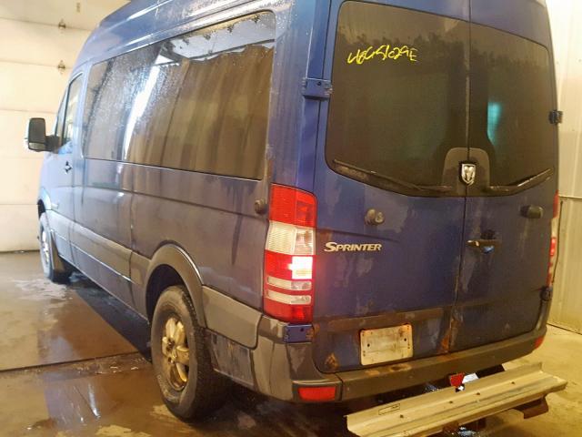 WD8PE246275112634 - 2007 DODGE SPRINTER BLUE photo 3