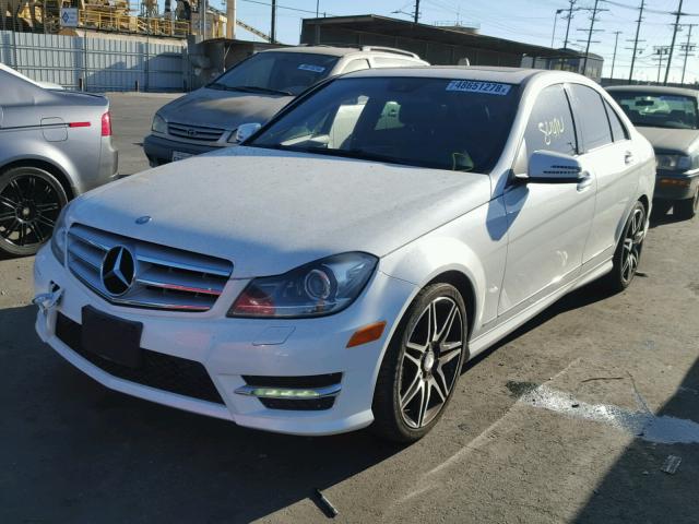 WDDGF4HB5DR299003 - 2013 MERCEDES-BENZ C 250 WHITE photo 2