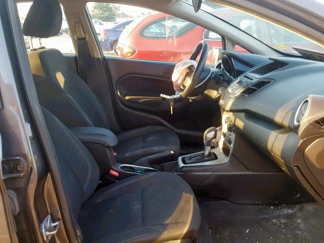 3FADP4BJ8FM114382 - 2015 FORD FIESTA SE GRAY photo 5