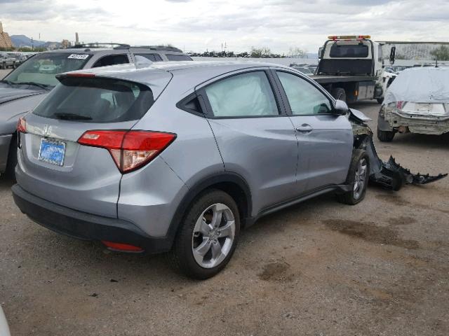 3CZRU5H39JM716864 - 2018 HONDA HR-V LX SILVER photo 4