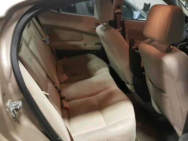 2G2WP522X41256517 - 2004 PONTIAC GRAND PRIX TAN photo 6