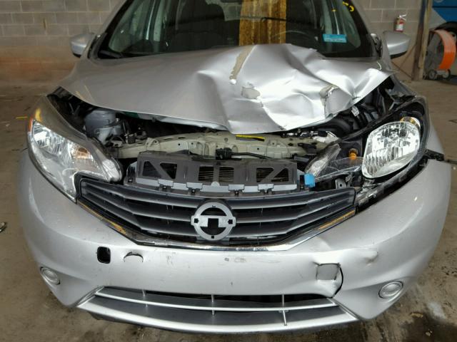 3N1CE2CP3FL393672 - 2015 NISSAN VERSA NOTE SILVER photo 9