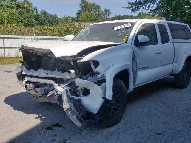 5TFSZ5AN8HX057300 - 2017 TOYOTA TACOMA ACC WHITE photo 9