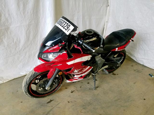 JKAEXEC18BDA69403 - 2011 KAWASAKI EX650 C 红色 照片 2