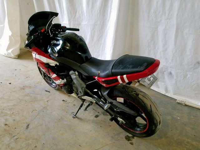 JKAEXEC18BDA69403 - 2011 KAWASAKI EX650 C 红色 照片 3