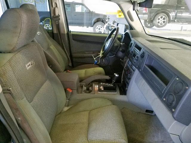 1J8HG48N46C265199 - 2006 JEEP COMMANDER BLACK photo 5