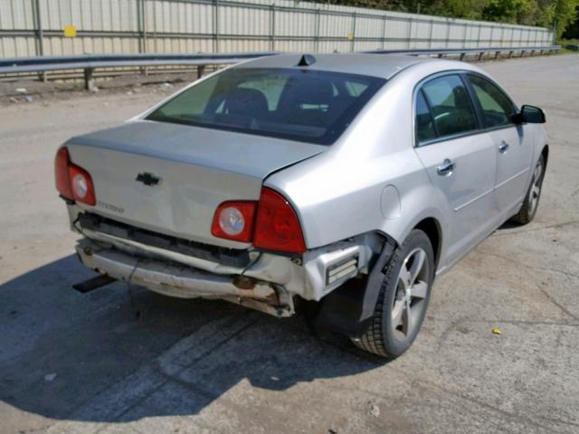1G1ZC5E03CF215256 - 2012 CHEVROLET MALIBU 1LT 银色 照片 4