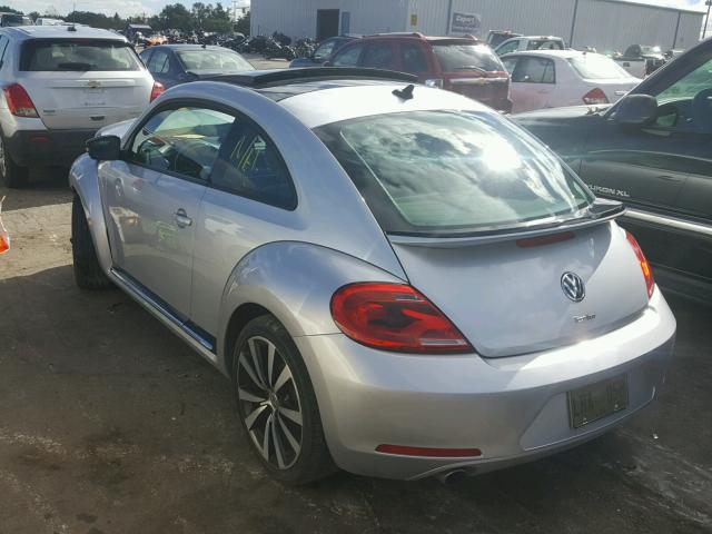 3VWV67AT8DM602098 - 2013 VOLKSWAGEN BEETLE TUR SILVER photo 3