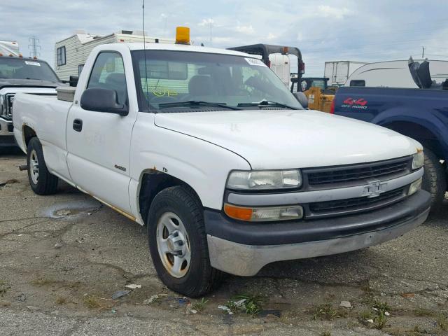 1GCEC14V01Z317377 - 2001 CHEVROLET SILVERADO WHITE photo 1