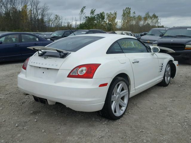 1C3AN69L55X035674 - 2005 CHRYSLER CROSSFIRE WHITE photo 4