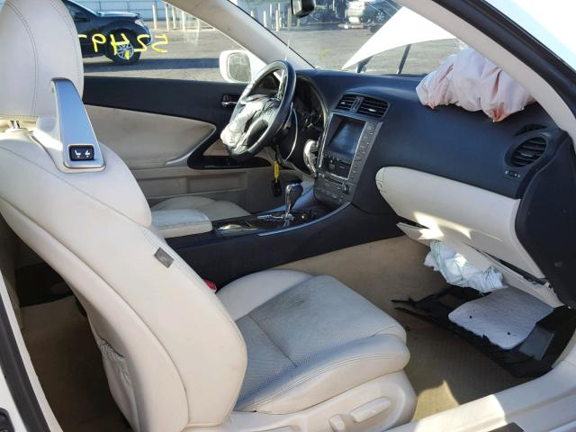 JTHFE2C26A2504500 - 2010 LEXUS IS 350 WHITE photo 5