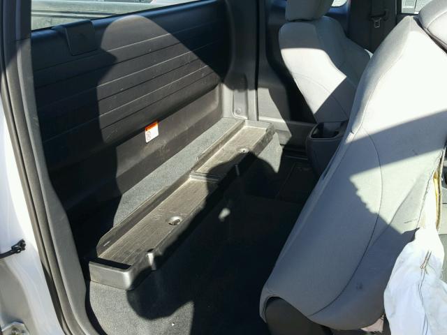 5TFRX5GN5HX080691 - 2017 TOYOTA TACOMA ACC თეთრი ფოტო 6