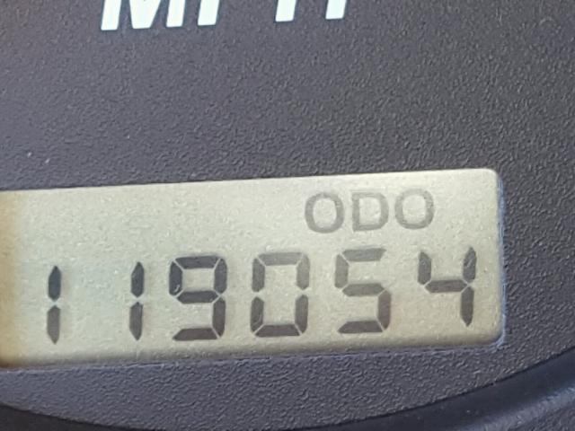 4S6CK58W924402448 - 2002 HONDA PASSPORT E 银色 照片 8