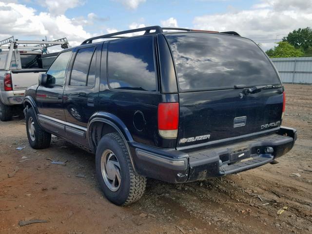 1GNDT13W9X2144120 - 1999 CHEVROLET BLAZER BLACK photo 3