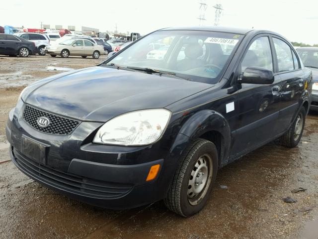 KNADE123666121781 - 2006 KIA RIO BLACK photo 2