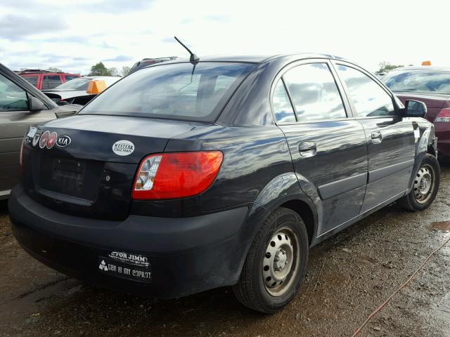 KNADE123666121781 - 2006 KIA RIO BLACK photo 4