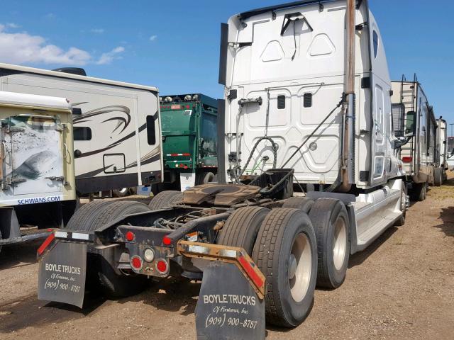 1FUJGLDR8CLBC3310 - 2012 FREIGHTLINER CASCADIA 125  photo 4