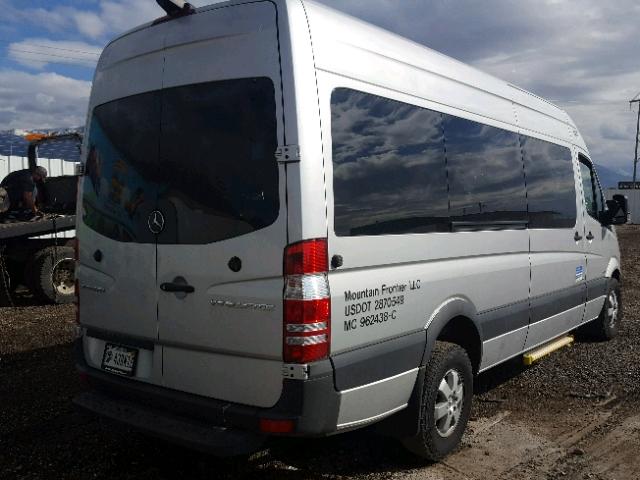 WDZPE8CC5FP134054 - 2015 MERCEDES-BENZ SPRINTER 2 SILVER photo 4