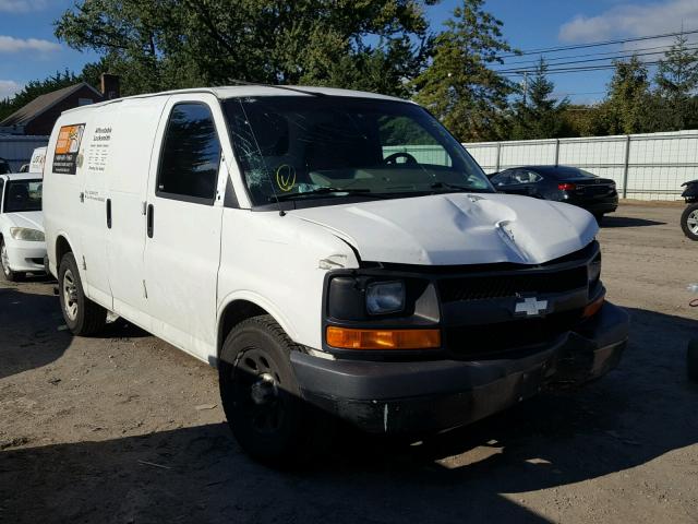 1GCSGAFXXC1115914 - 2012 CHEVROLET EXPRESS G1 WHITE photo 1