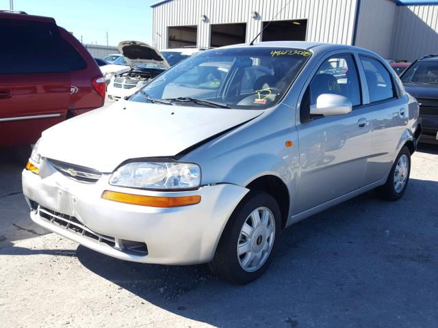 KL1TJ52654B172826 - 2004 CHEVROLET AVEO LS SILVER photo 2