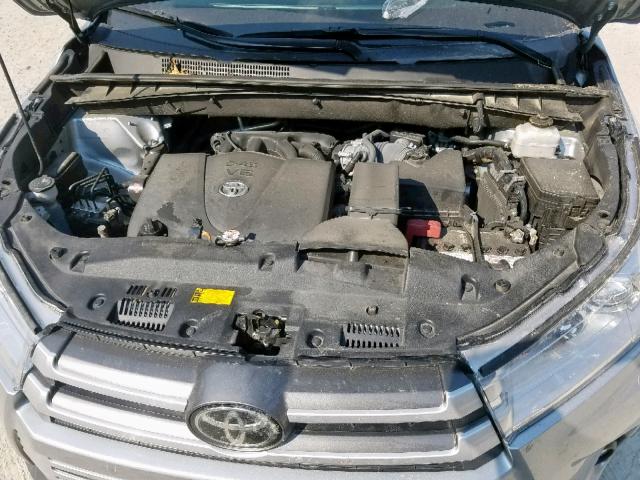 5TDKZRFHXHS522935 - 2017 TOYOTA HIGHLANDER SILVER photo 7