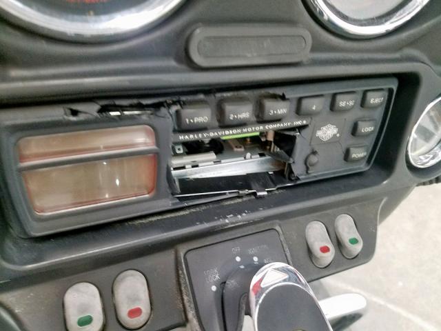 1HD1FCW332Y624495 - 2002 HARLEY-DAVIDSON FLHTCUI BLUE photo 16