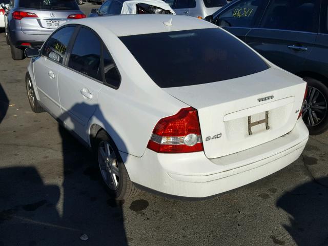 YV1MS382742010824 - 2004 VOLVO S40 2.4I WHITE photo 3