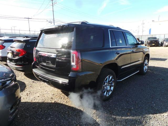 1GKS2CKJ7JR338006 - 2018 GMC YUKON DENA BLACK photo 4