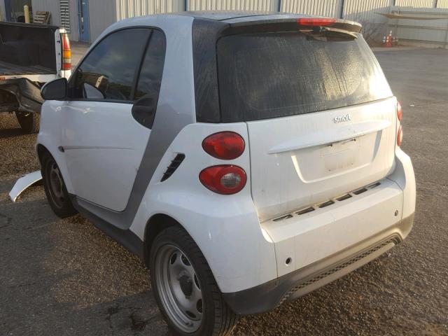 WMEEJ3BA6EK771473 - 2014 SMART FORTWO PUR WHITE photo 2