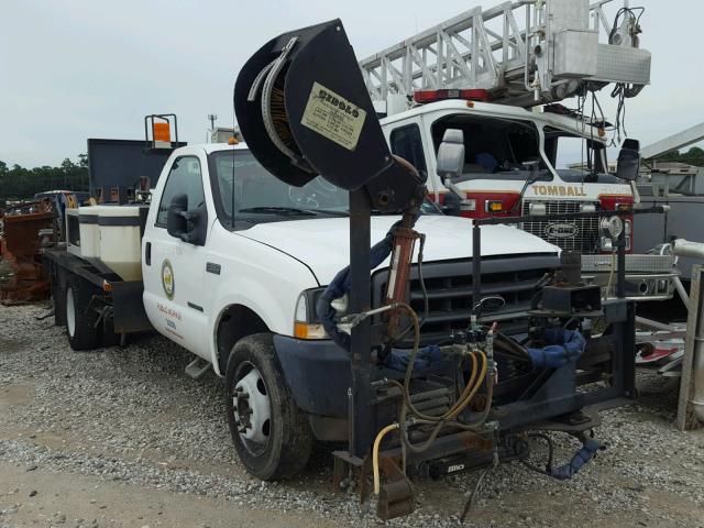 1FDAF56F32EC39295 - 2002 FORD F550 SUPER WHITE photo 1