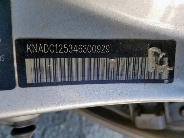 KNADC125346300929 - 2004 KIA RIO SILVER photo 10