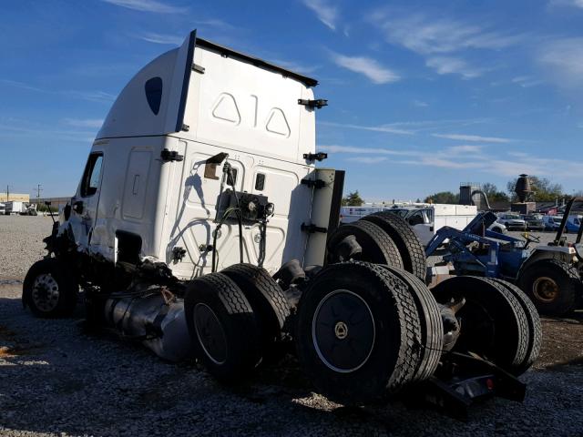 3AKJGLD54GSGT9255 - 2016 FREIGHTLINER CASCADIA 1 WHITE photo 3