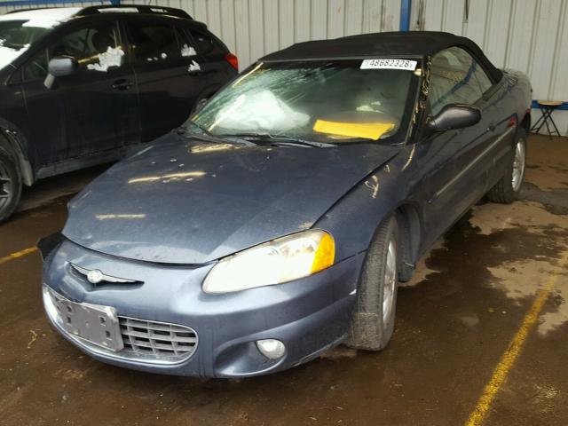 1C3EL55R72N131745 - 2002 CHRYSLER SEBRING LX BLUE photo 2