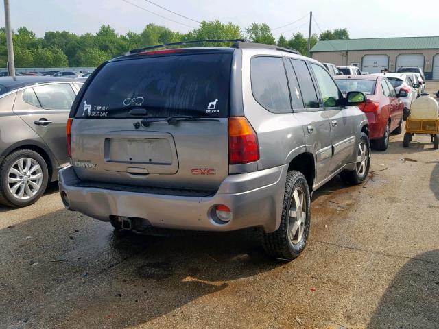 1GKDT13S052221299 - 2005 GMC ENVOY SILVER photo 4