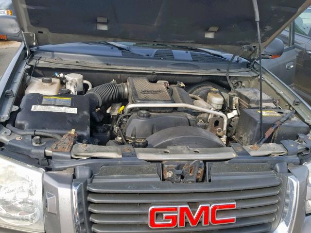 1GKDT13S052221299 - 2005 GMC ENVOY SILVER photo 7