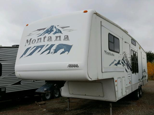 4YDF368204D509737 - 2004 KEYSTONE MONTANA WHITE photo 2