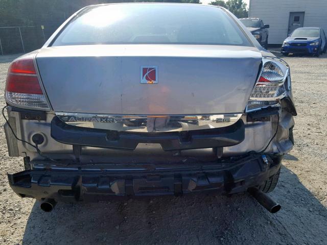 1G8ZV57717F258215 - 2007 SATURN AURA XR SILVER photo 10