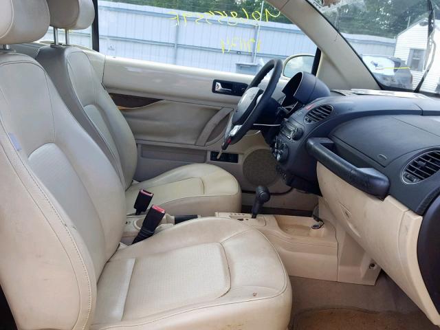 3VWRF31Y67M412455 - 2007 VOLKSWAGEN NEW BEETLE კრემისფერი ფოტო 5