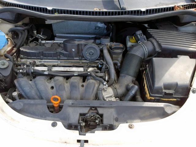 3VWRF31Y67M412455 - 2007 VOLKSWAGEN NEW BEETLE კრემისფერი ფოტო 7