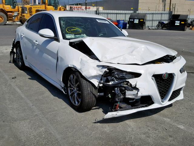 ZARFAEBN7J7563252 - 2018 ALFA ROMEO GIULIA WHITE photo 1