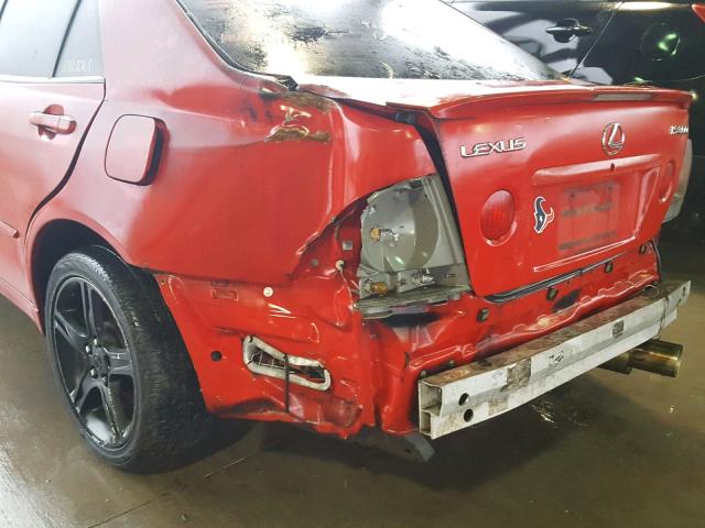 JTHBD192530071429 - 2003 LEXUS IS 300 RED photo 9