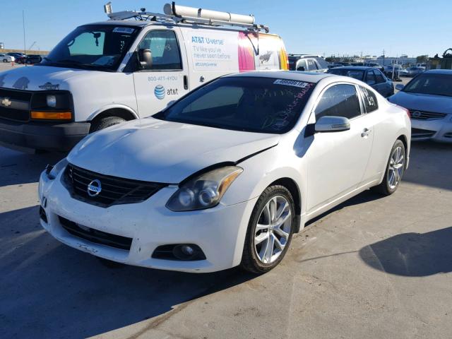 1N4BL2EP4CC117610 - 2012 NISSAN ALTIMA SR WHITE photo 2