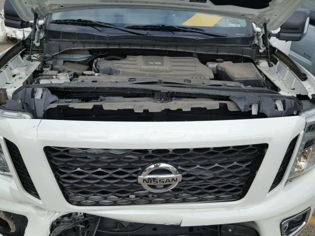 1N6AA1E57HN522633 - 2017 NISSAN TITAN SV WHITE photo 7