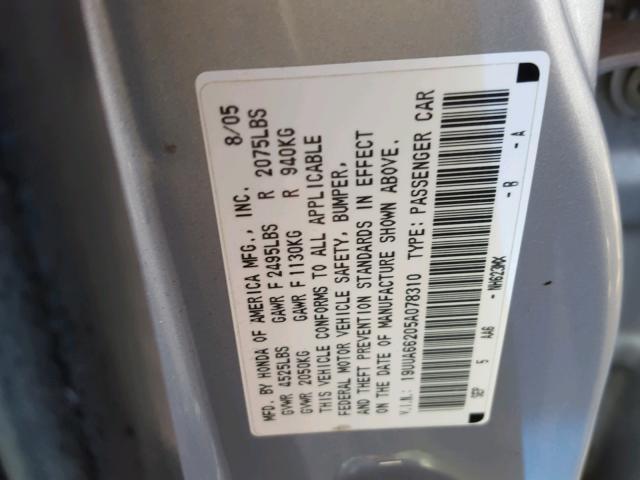 19UUA66205A078310 - 2005 ACURA TL SILVER photo 10