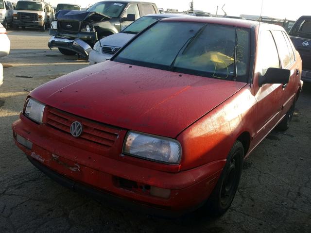 3VWRB81H4WM265317 - 1998 VOLKSWAGEN JETTA GL RED photo 2