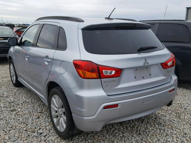 JA4AP4AU4BZ016011 - 2011 MITSUBISHI OUTLANDER SILVER photo 3