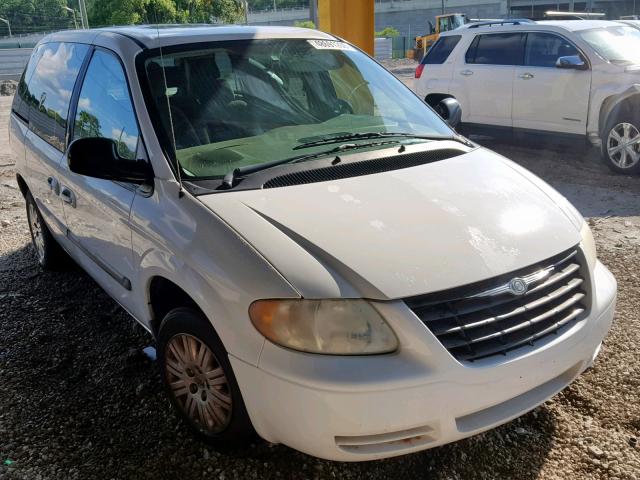 1A4GP45RX6B700706 - 2006 CHRYSLER TOWN & COU WHITE photo 1